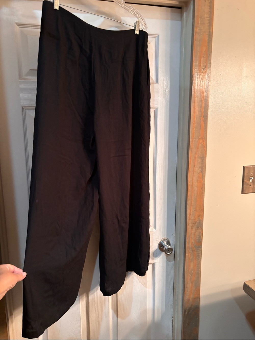 HALARA Black Stretch Pants - Picture 2 of 6